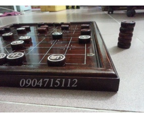 Bộ bàn cờ tướng gỗ gụ -  quân cờ gỗ trắc đục tay