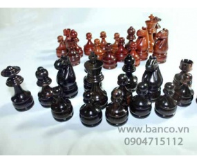 Quân cờ vua gỗ mun, gỗ hương.